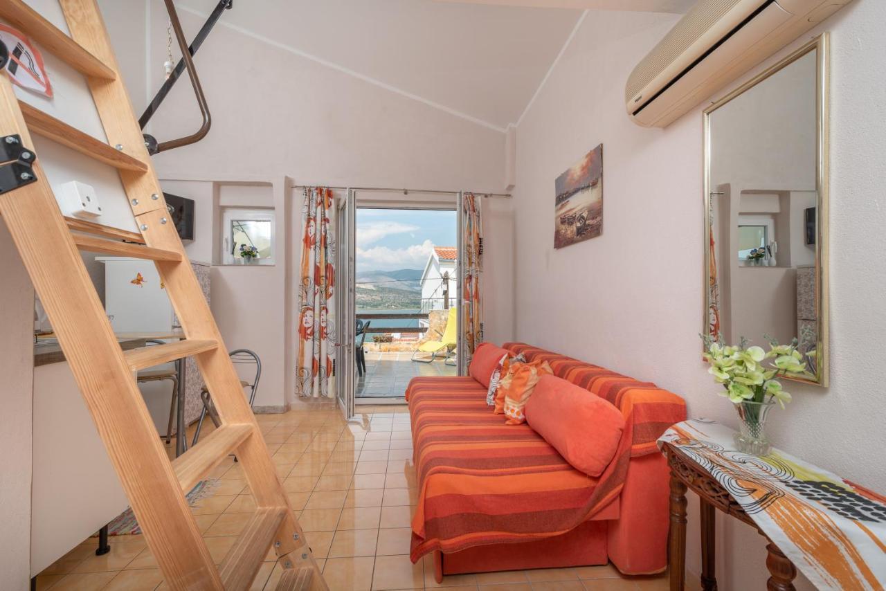 Apartmani Kate Trogir Eksteriør billede