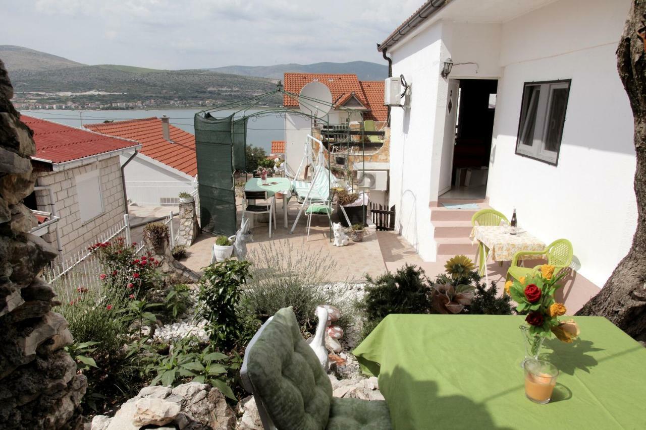 Apartmani Kate Trogir Eksteriør billede